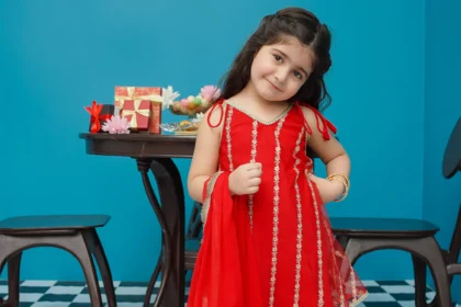 Where to Buy the Best Pakistani Kids’ Clothes